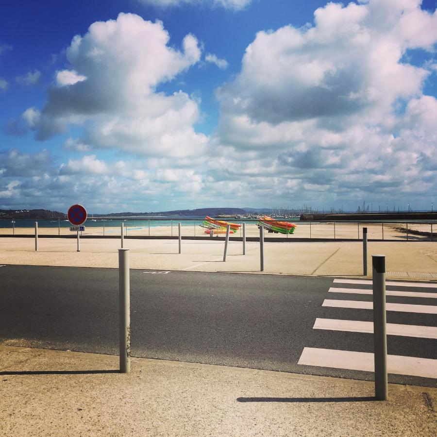 Maison Du Bonheur Saint-Nic Esterno foto
